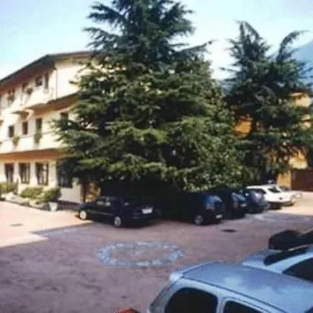 Hotel Diana
