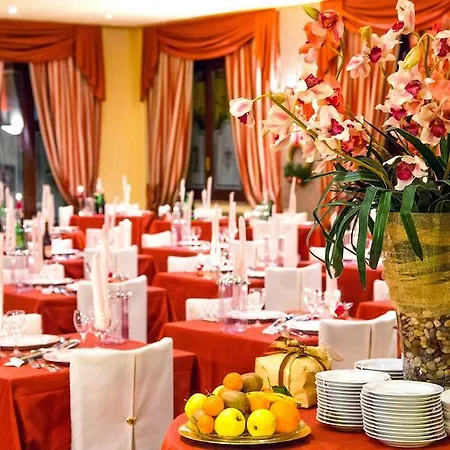 Diana Hotel 3*