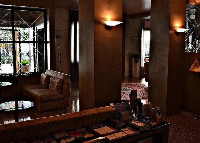 Diana Hotel 3*