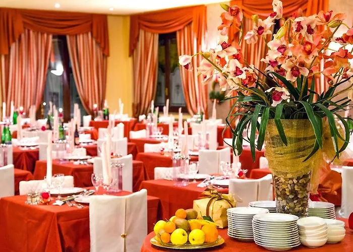 Diana Hotel 3*